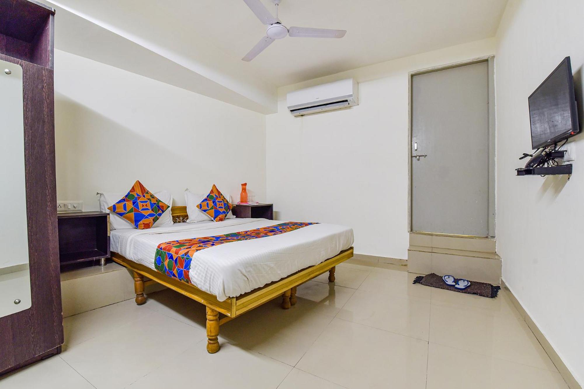 Hotel O Himalaya Inn Amhedabad Dış mekan fotoğraf