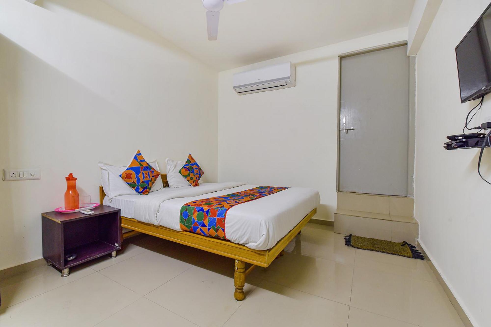Hotel O Himalaya Inn Amhedabad Dış mekan fotoğraf