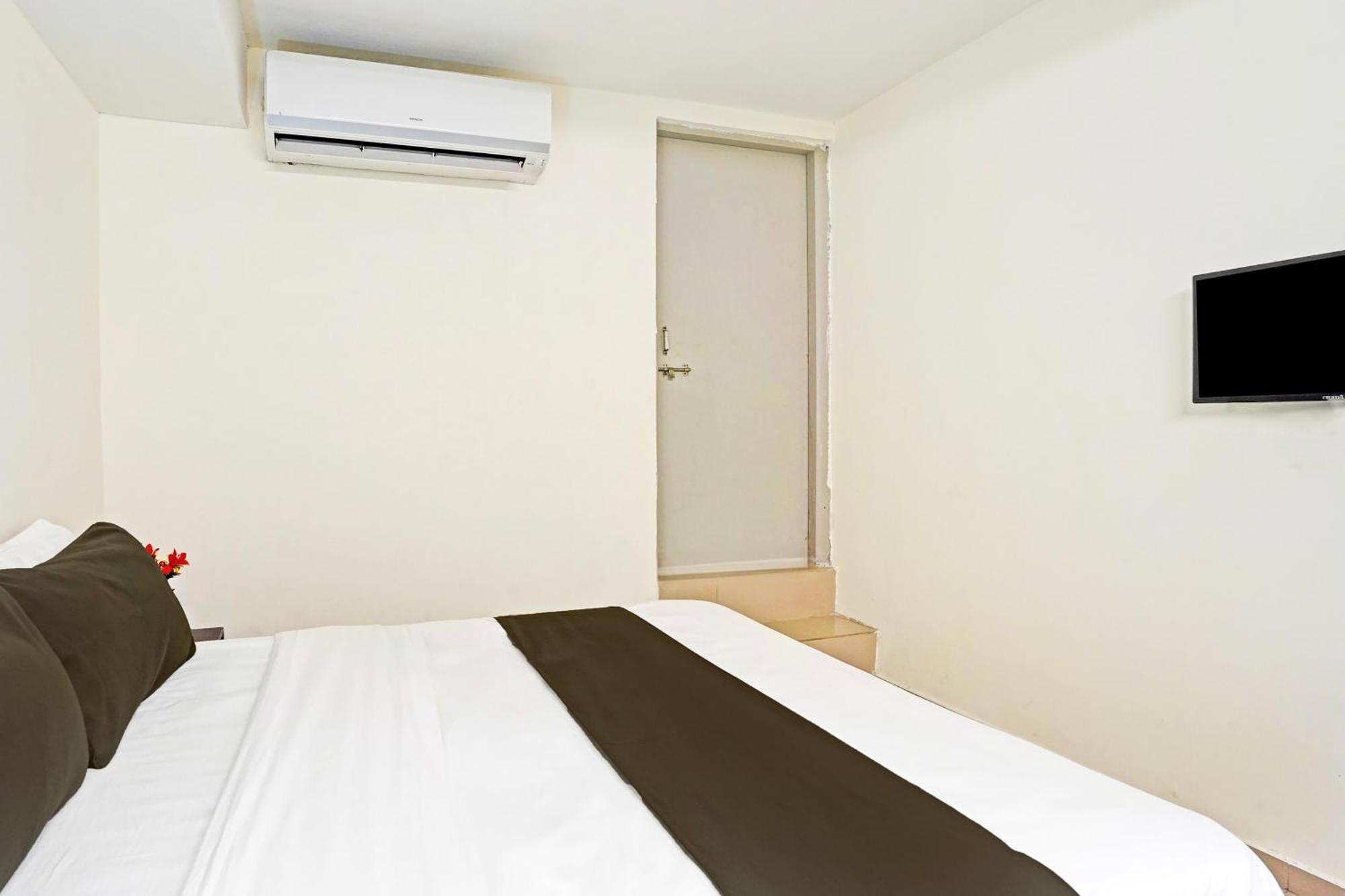 Hotel O Himalaya Inn Amhedabad Dış mekan fotoğraf