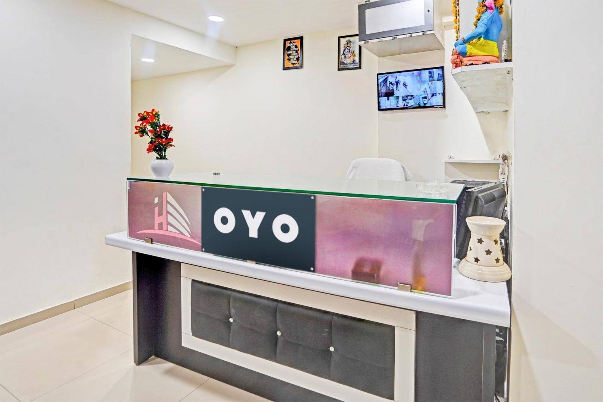 Hotel O Himalaya Inn Amhedabad Dış mekan fotoğraf