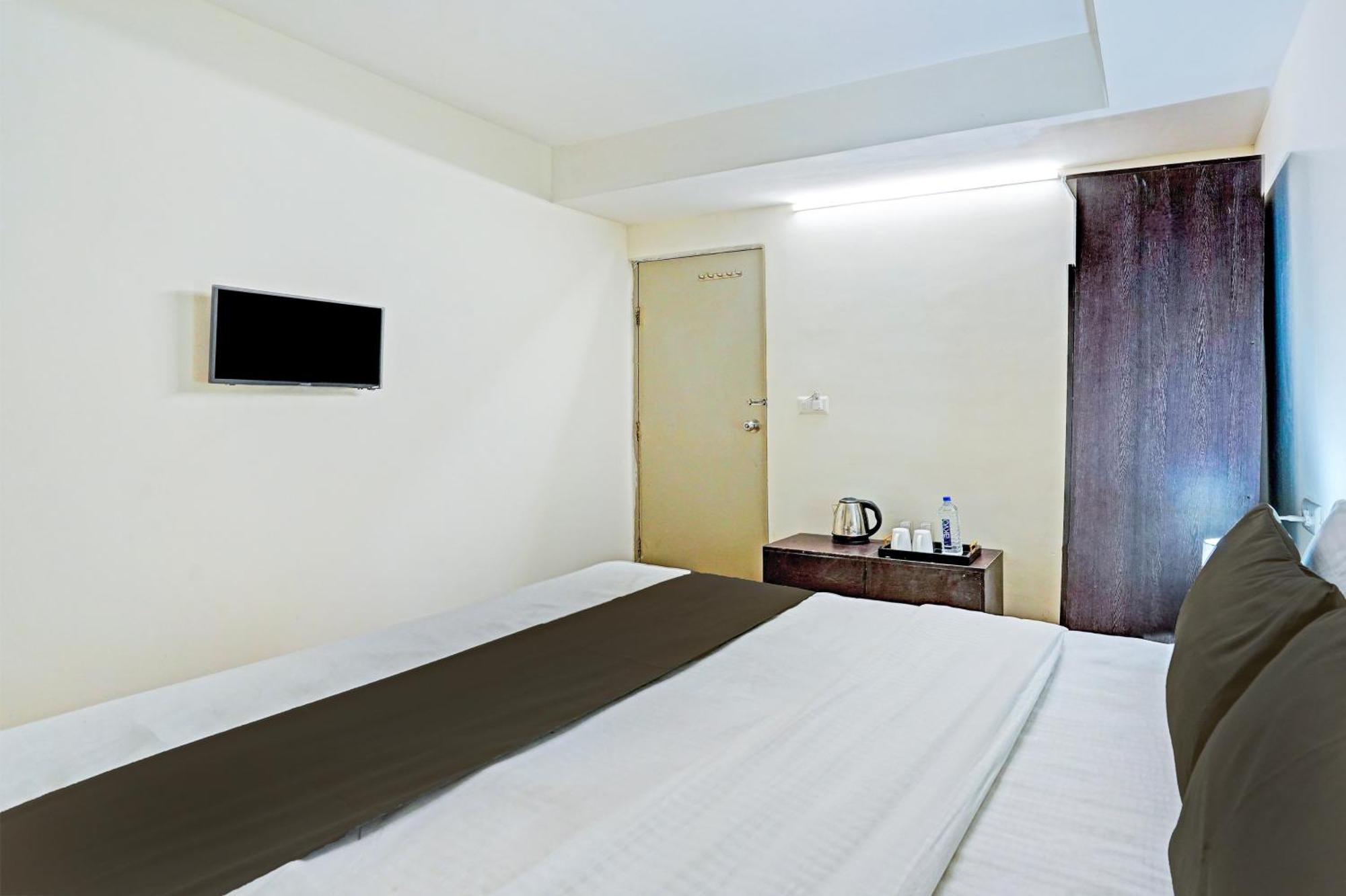 Hotel O Himalaya Inn Amhedabad Dış mekan fotoğraf